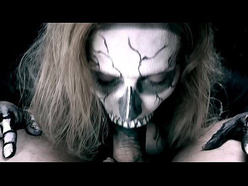 ❤️ Demon famke sûgje hoanne mei har swarte mûle en slikken cum. ❤️ Neuken by porno fy.taxiporec.top ☑
